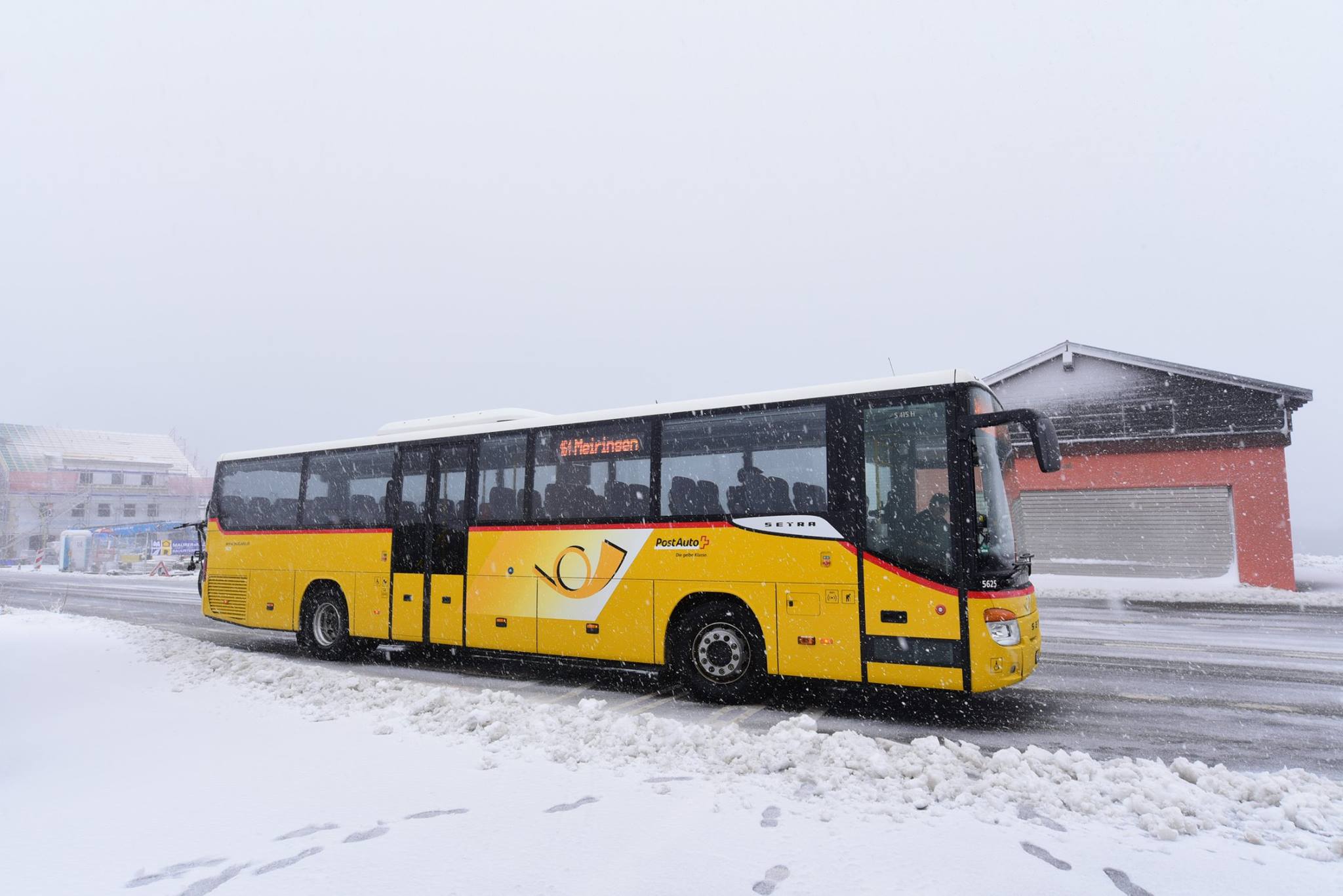 32675393_1973611516301170_292810134139174912_o