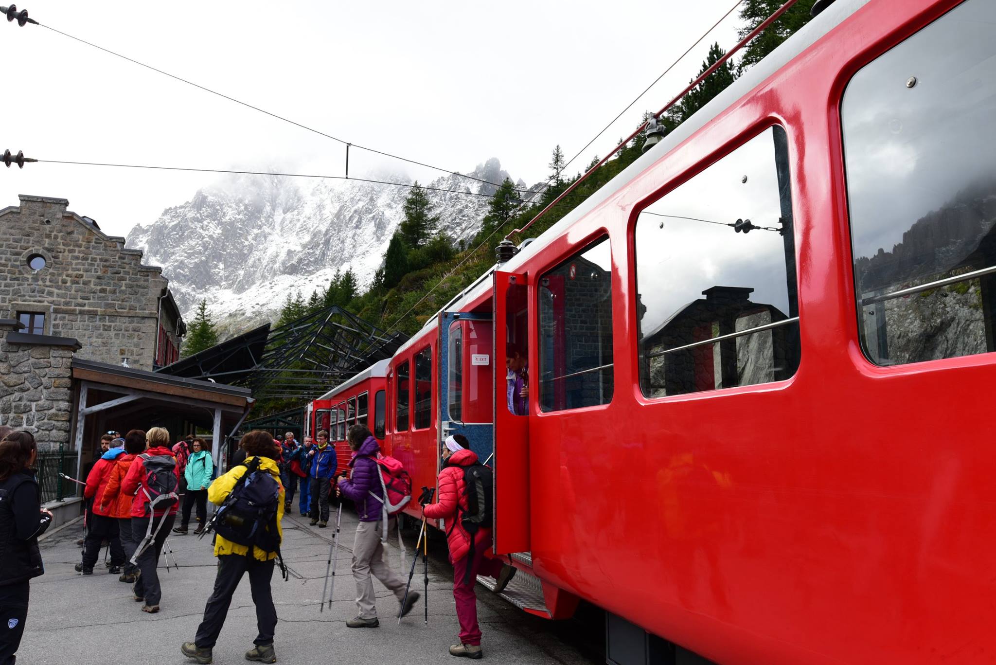 33154335_1976824089313246_8126751317205975040_o (1)