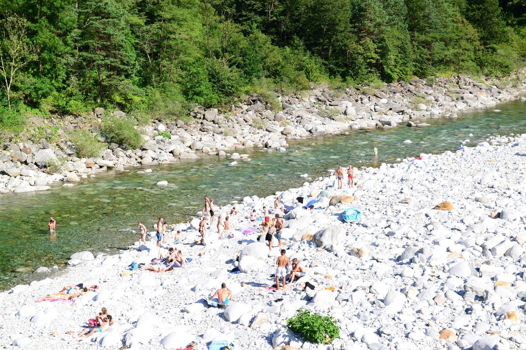 35482333_1993932930935695_8958293110681501696_o