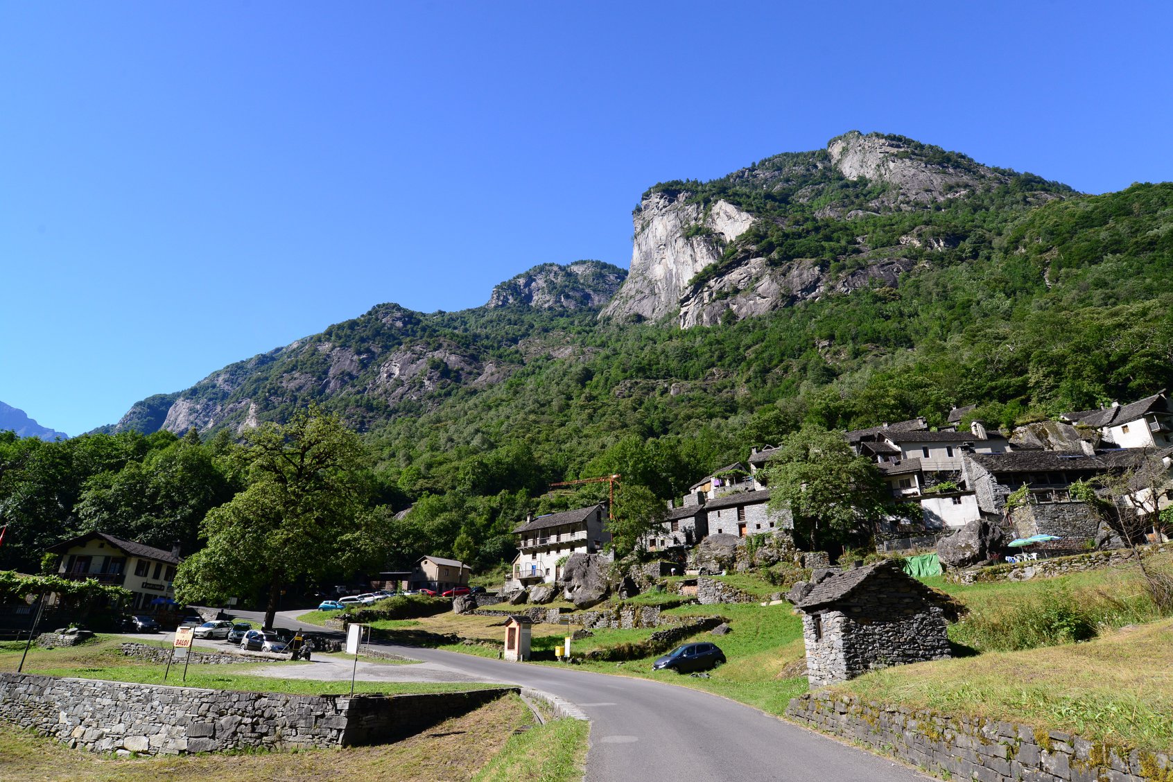 35533724_1993944310934557_1090865141349613568_o