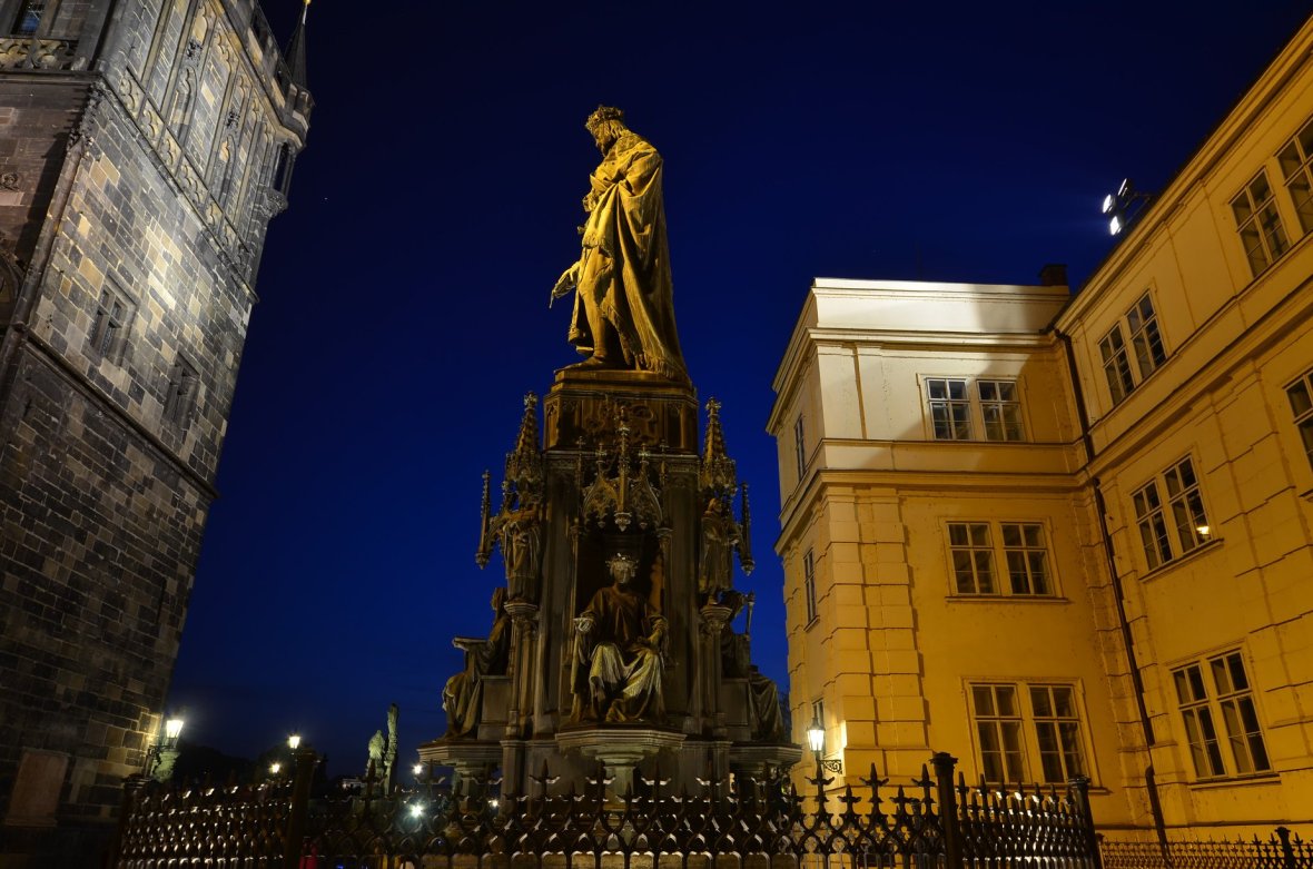 36063579_2000021590326829_4356859844909596672_o