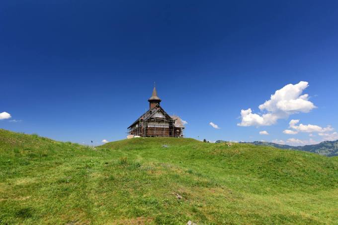 39012661_2056050011390653_2278406599213056000_o