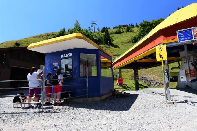 39113380_2057339597928361_4632916814865629184_o