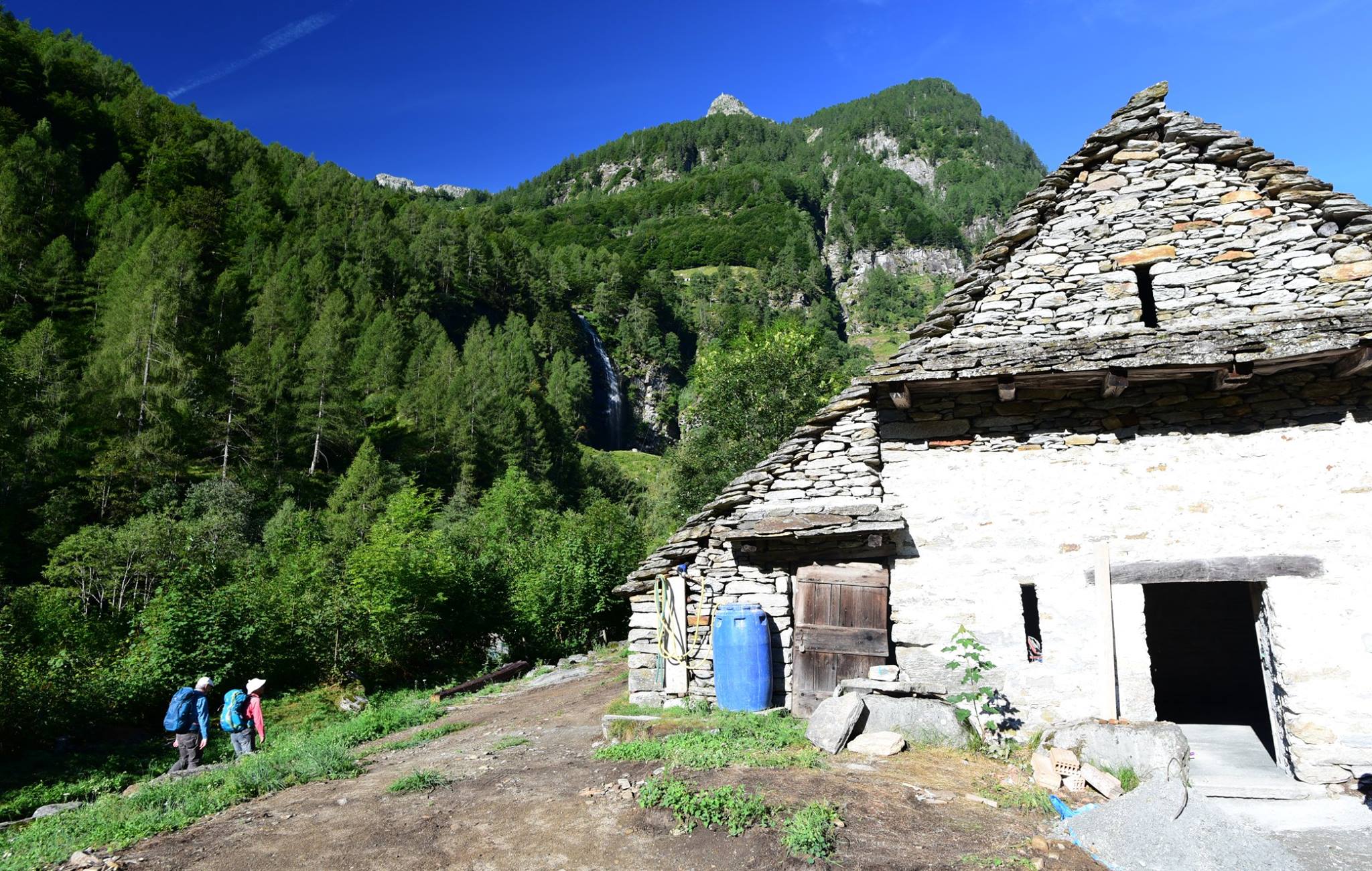 39249666_2059662274362760_756706656972177408_o