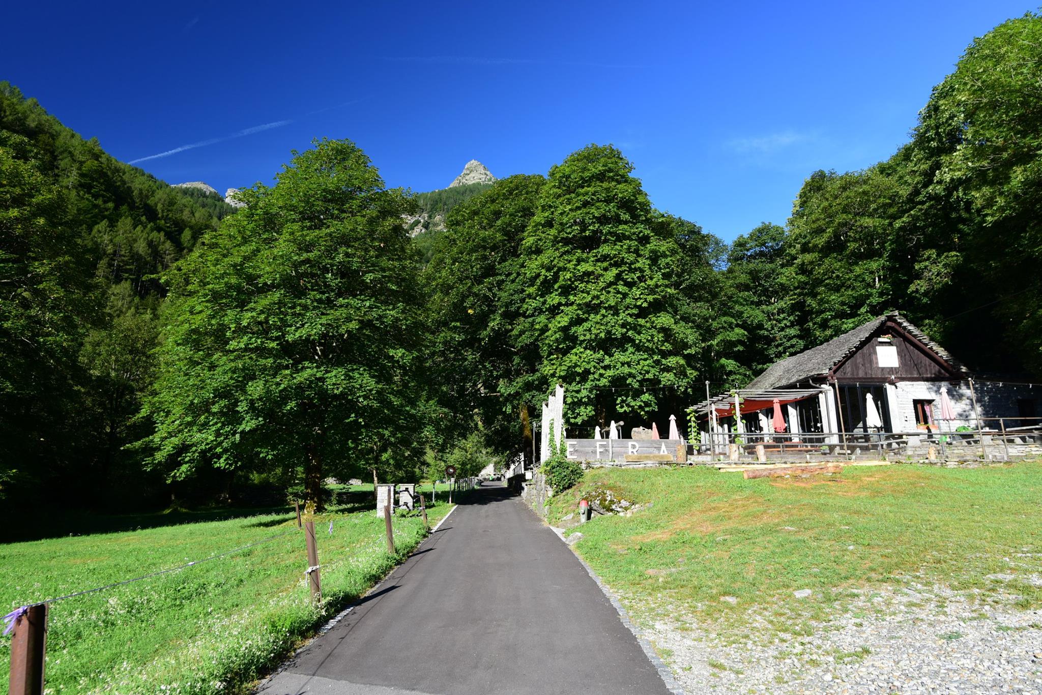 39258927_2059662171029437_6093218915414966272_o