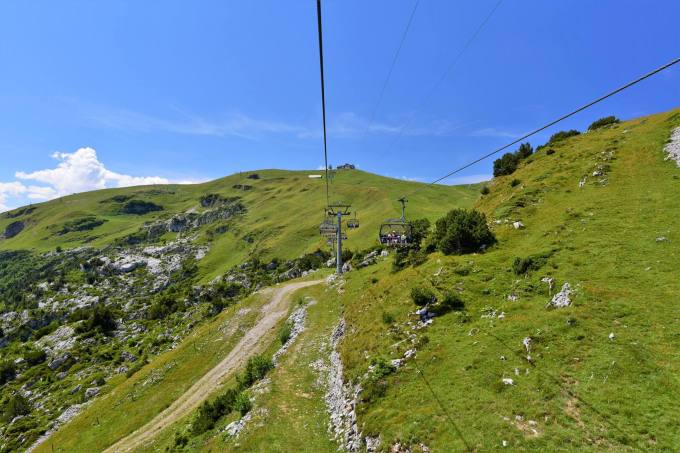 39273528_2057339847928336_2344533912862064640_o