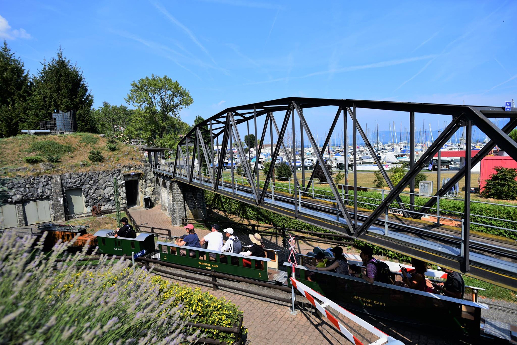 39454349_2063015900694064_4660480510517051392_o