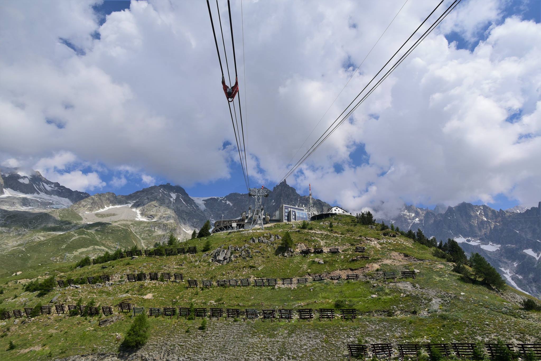 40122548_2071136709881983_4326818554423803904_o