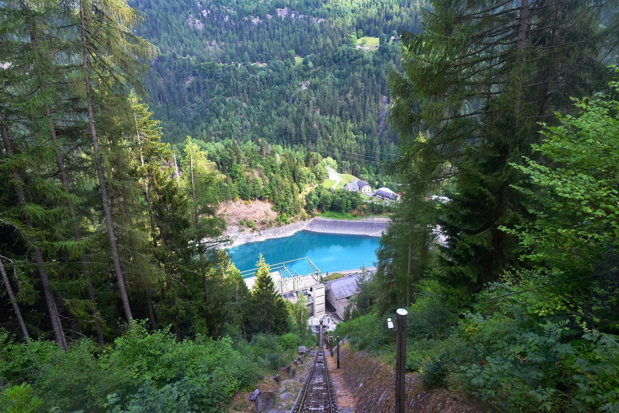 40325502_2072345516427769_3335163678688280576_o