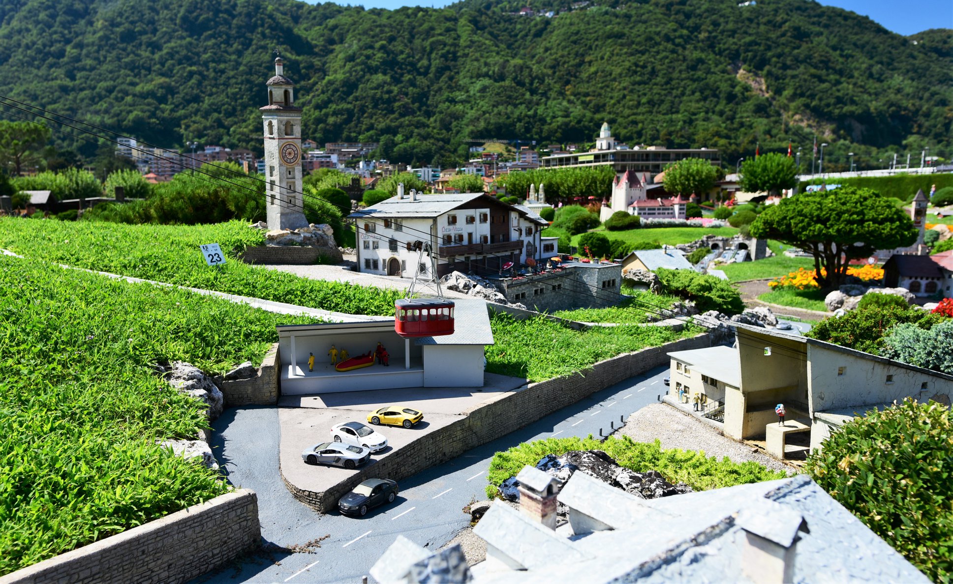 40633656_2075239322805055_7786633879237951488_o