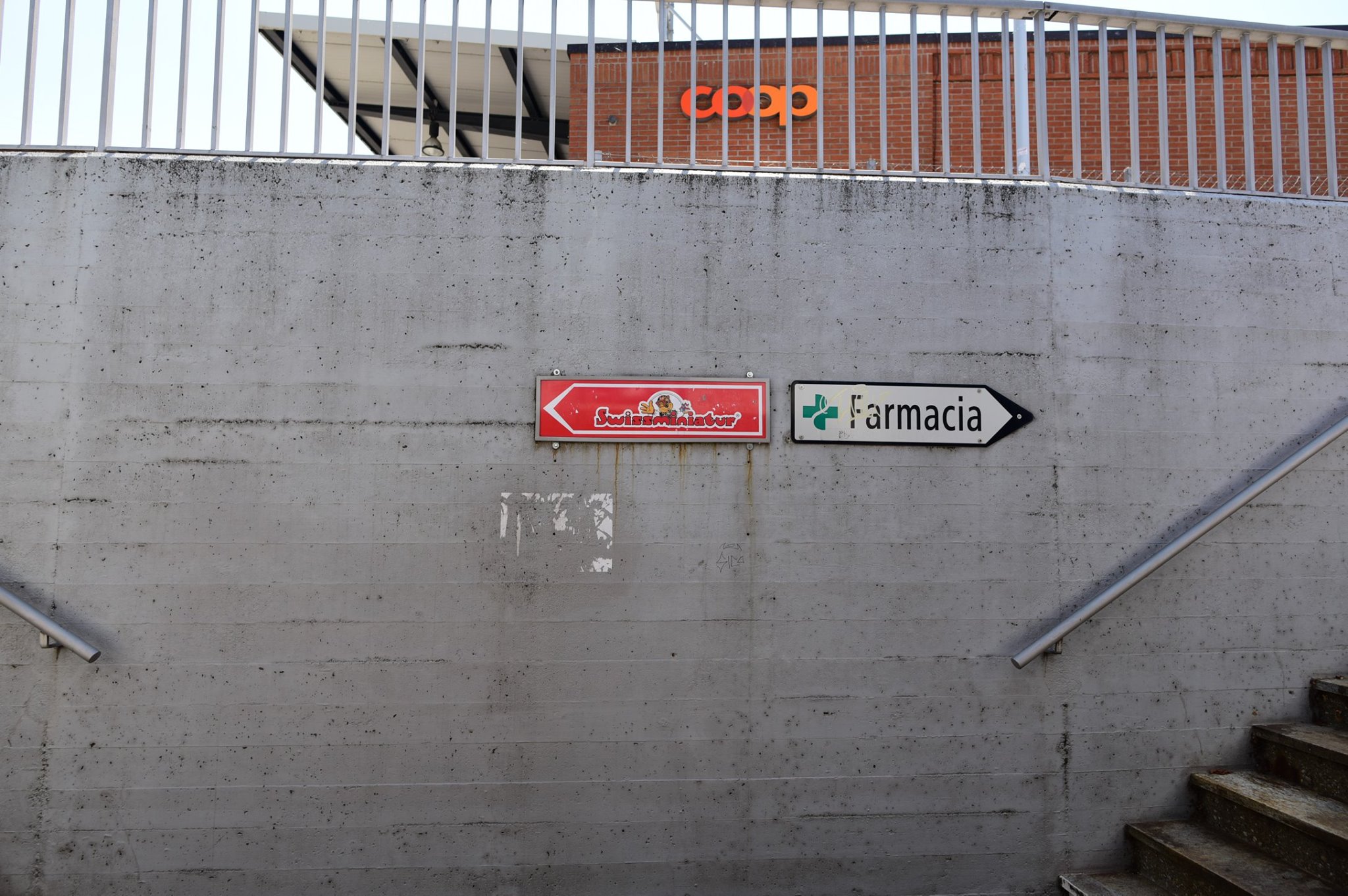 40664006_2075268956135425_406160261020385280_o