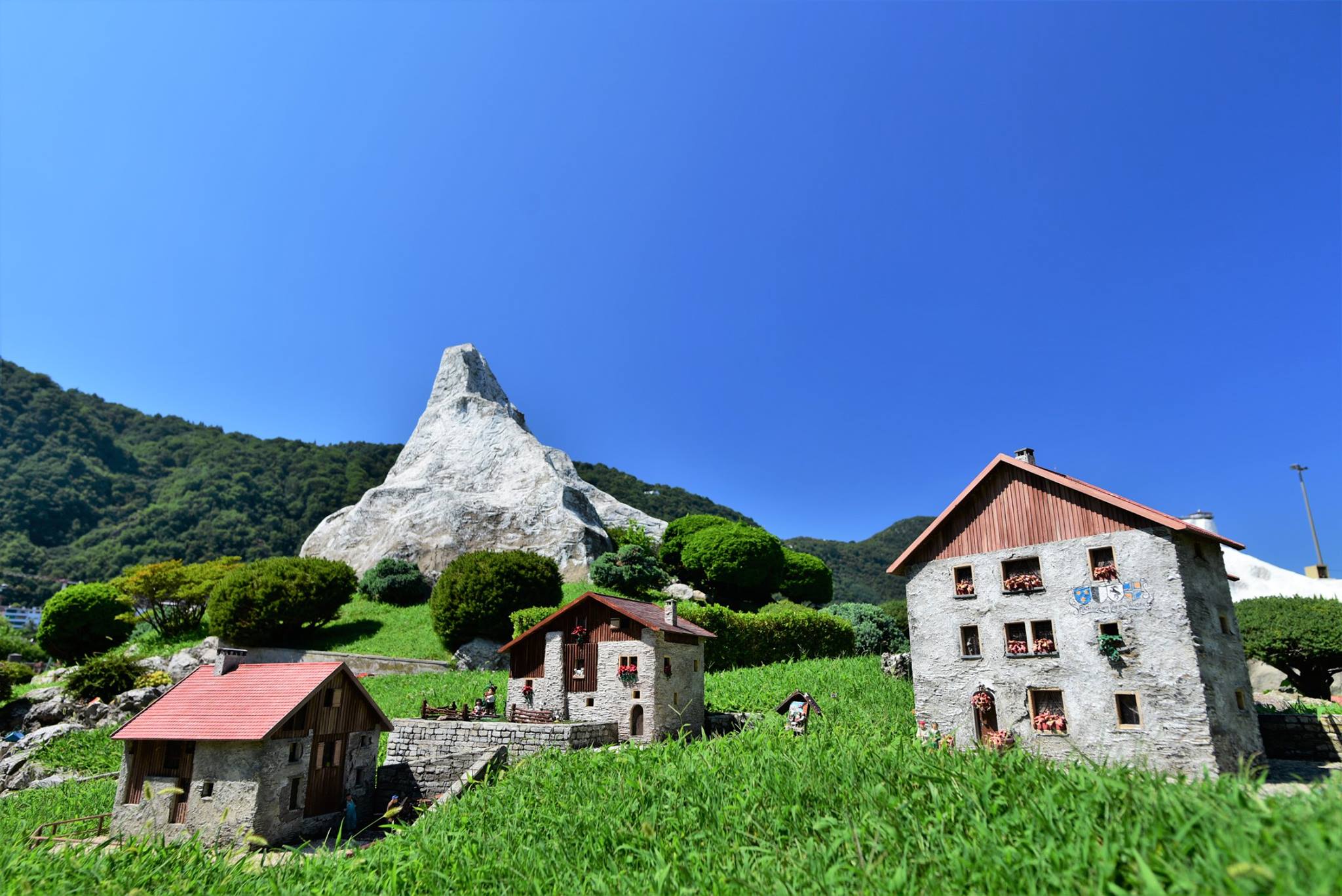 40761933_2075239219471732_5562658036222263296_o