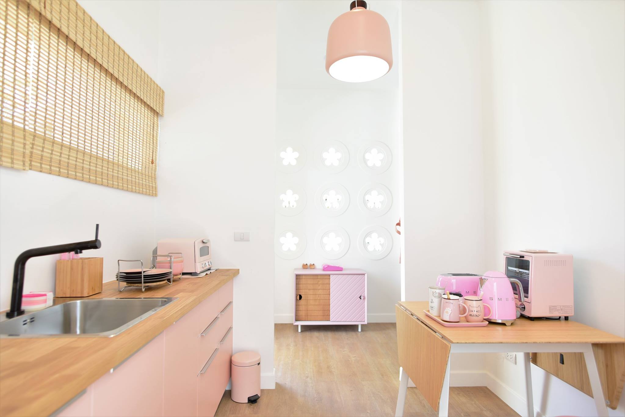 42526236_2087714434890877_6381403133553147904_o